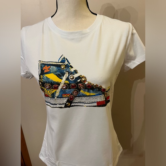🆕 Beautiful 3D women’s T-Shirt - Picture 5 of 14